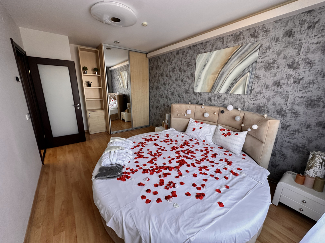 Penthouse Zolitudes Varti 5th floor (Riga, Zolitude)