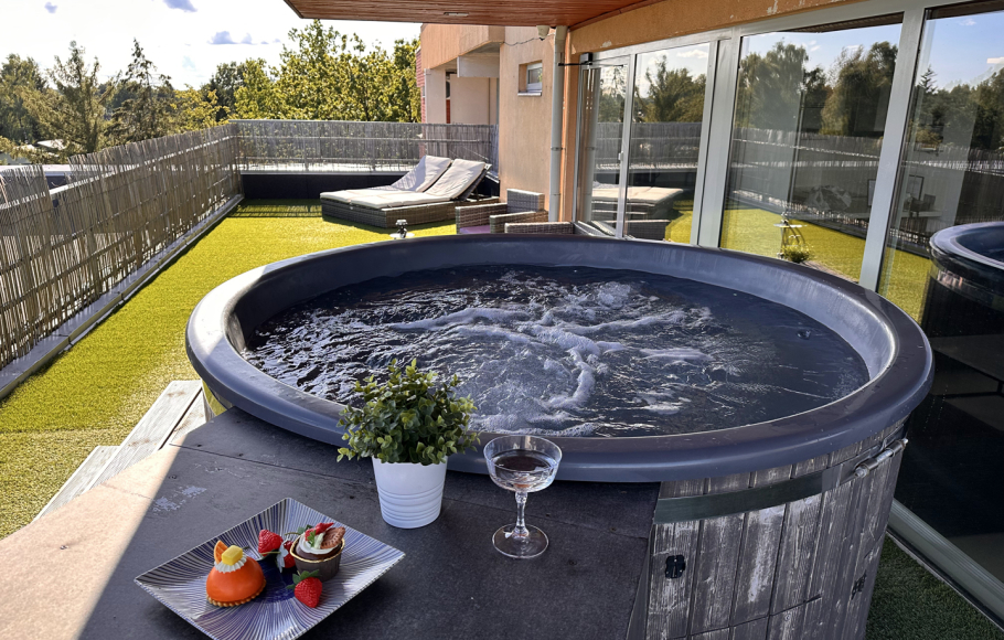 Penthouse Zolitudes Varti 5th floor (Riga, Zolitude)