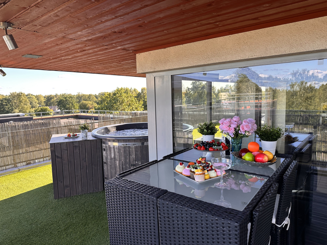 Penthouse Zolitudes Varti 5th floor (Riga, Zolitude)